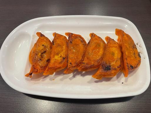 シビ！から！赤餃子 辛辛