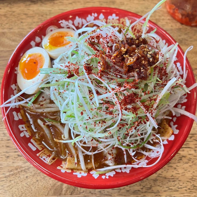 火山ネギ味噌ラーメン 超鬼辛