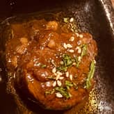 牛ヒレ肉の赤ワイン煮 1辛