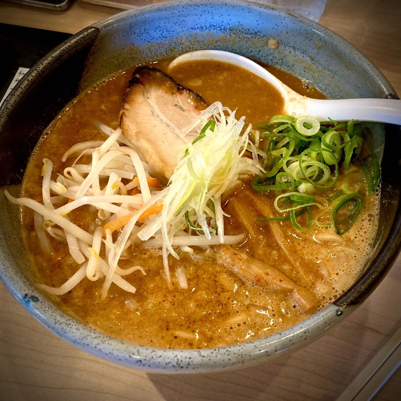 烈火唐神味噌らぁめん