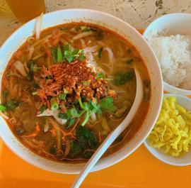 トムヤムラーメン C: Lv. イーサン(大辛)