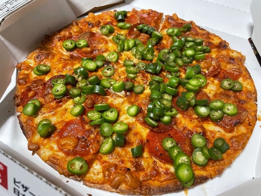 セラーノペッパー〜熟成サラミの旨辛ピザ〜 覚醒５倍