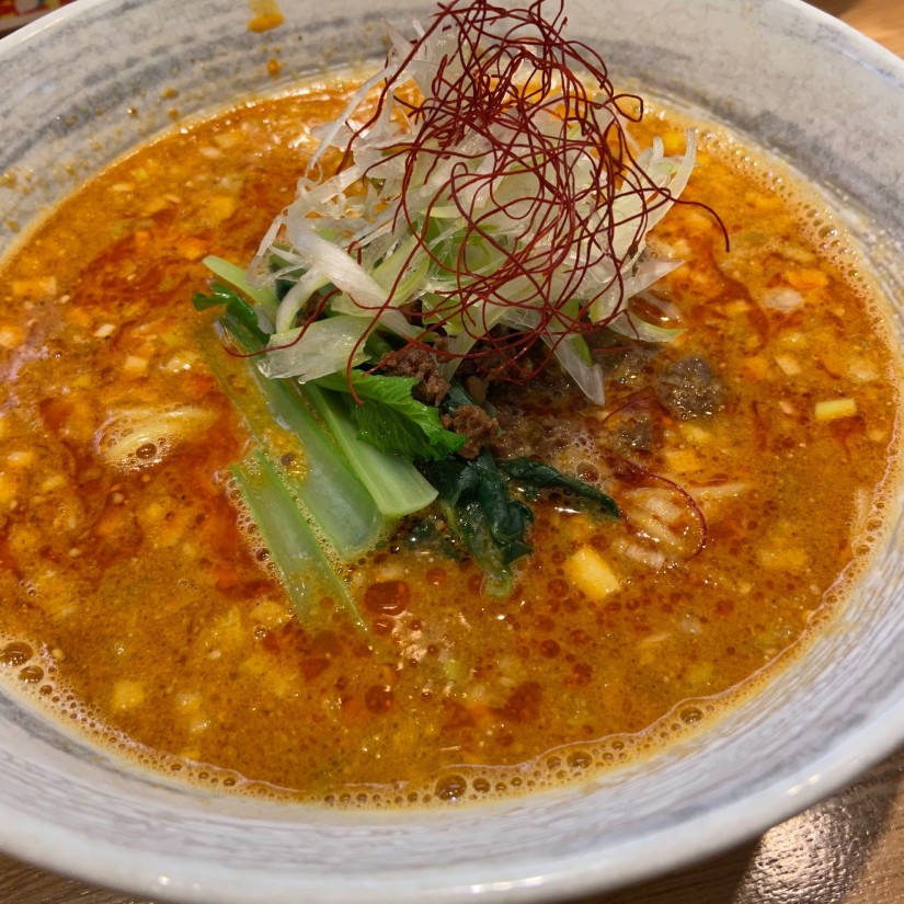 コクうまっ！坦々麺