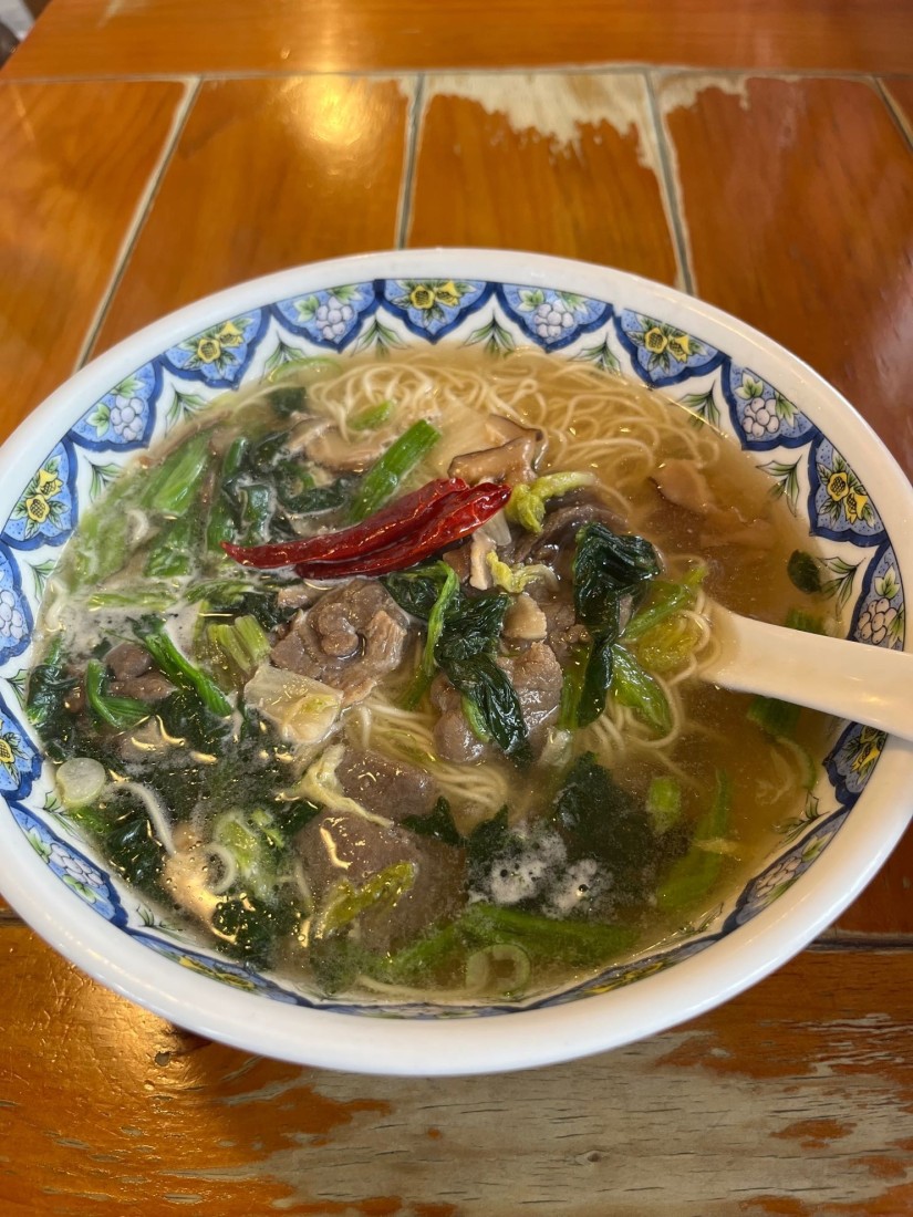 牛肉のあっさり激辛ラーメン 選べる辛さ！5倍