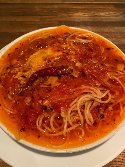 ニンニクとトマトと唐辛子 辛め(口頭)