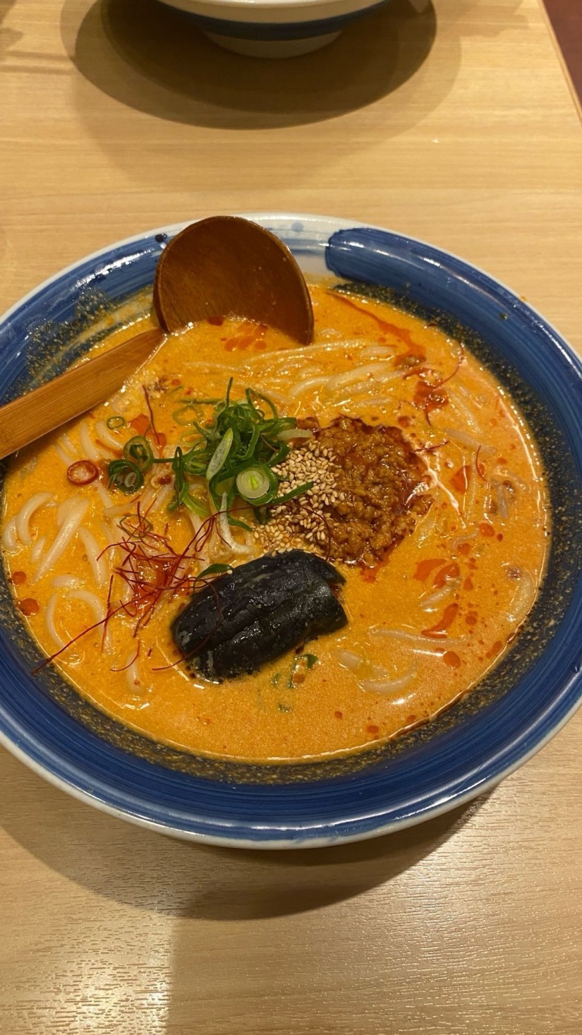 白ごま担々うどん 2辛