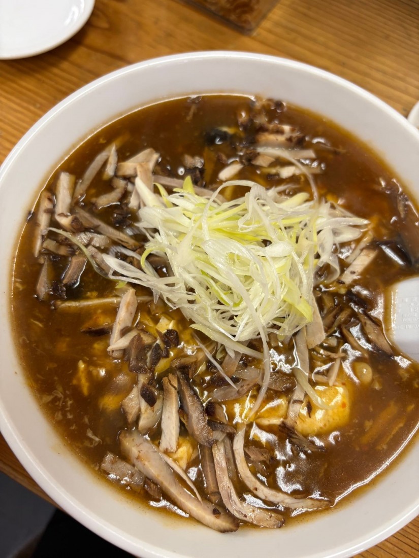 刺激の酸辣麺+176円で辛さ2倍