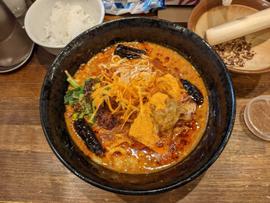 旨辛味噌ラーメン ギガ