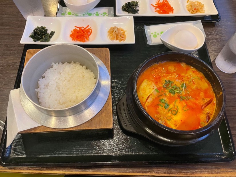 豚スンドゥブ 餃子トッピング 6辛