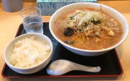 辛みそラーメン（ホルモン入り）