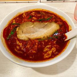 海老味噌辛麺 マグマ