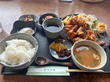 ピリ辛からあげ定食