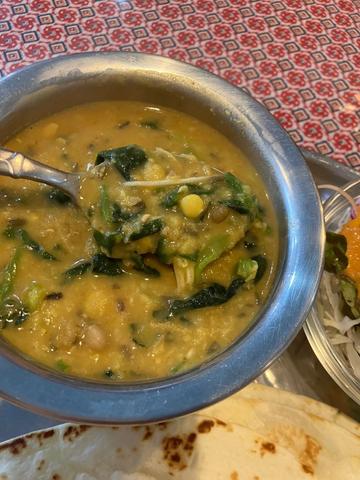 豆ほうれん草カレー 　 辛口