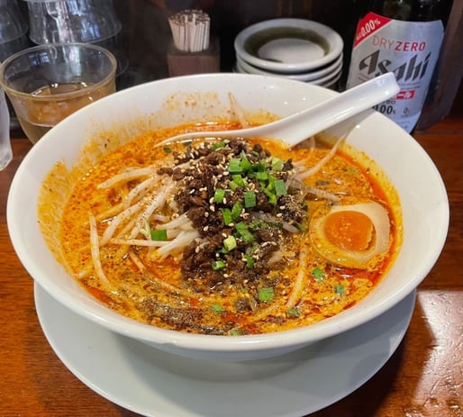 担々麺 (大辛)