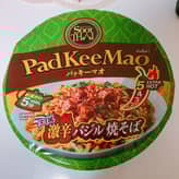 スータイ　パッキーマオ　激辛バジル焼きそば（カップ）　113g