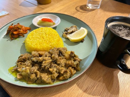 こやーどカレー（チキン）