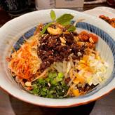 特製汁なし坦々麺