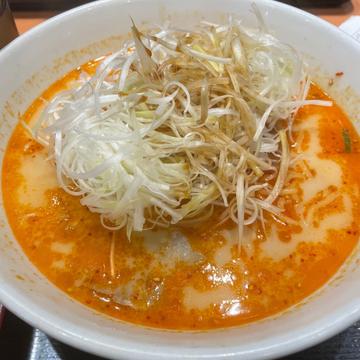ピリ辛とんこつネギラーメン