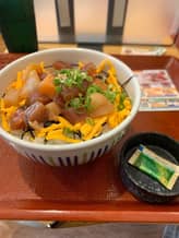 海鮮丼
