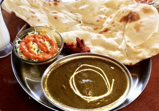 ほうれん草チキンカレー ナン付き 20倍