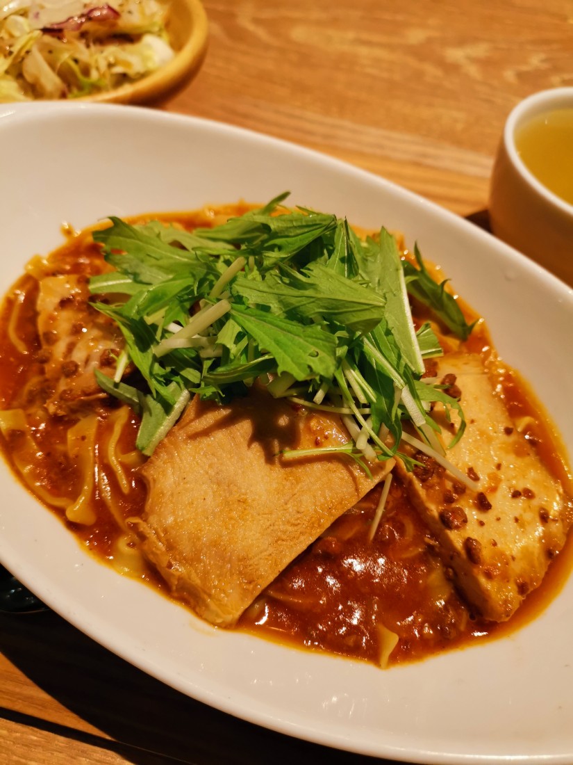 叉焼麻辣肉ボロネーゼ