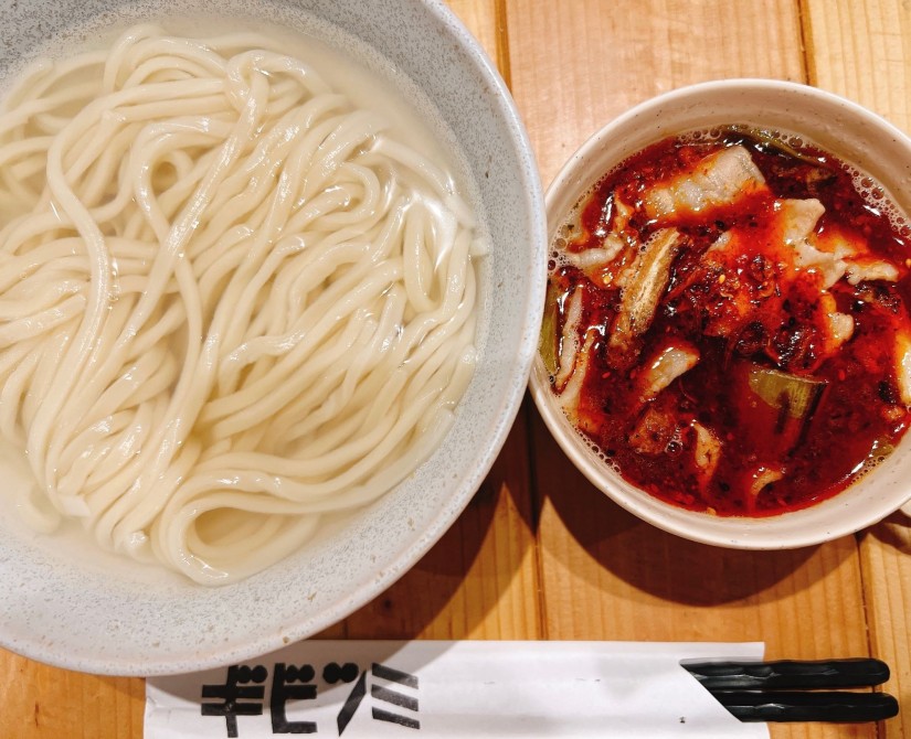 辛！肉汁つけうどん(温麺)