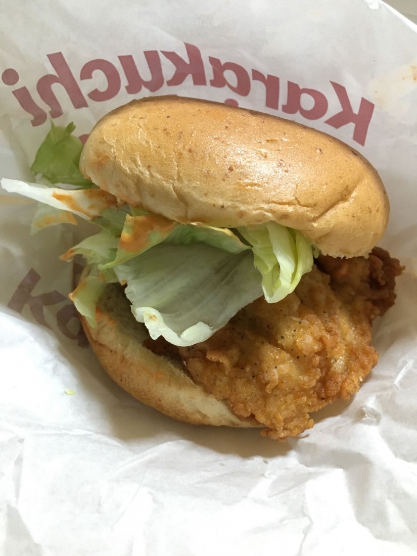 辛口チキンフィレバーガー レッドホットチキンより刺激的