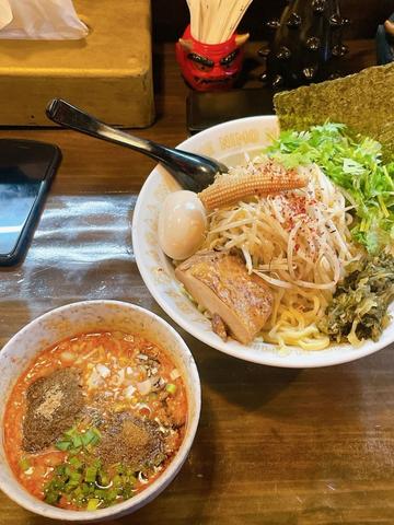 パクチーシビカラ味噌つけ麺 カラさ増し、シビれ増し