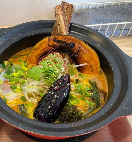 じっちゃんの百年味噌カレー 8辛(激辛+)