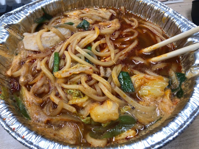 辛さとうま味のコク旨スープ キムチチゲラーメン