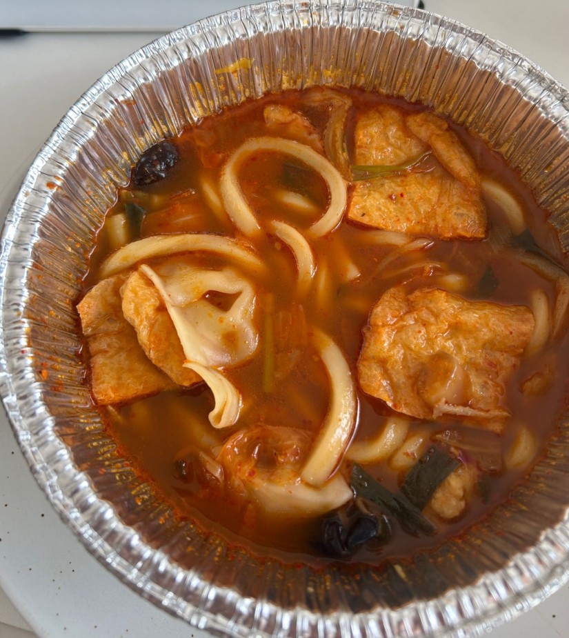 旨辛チゲ  うどん入り