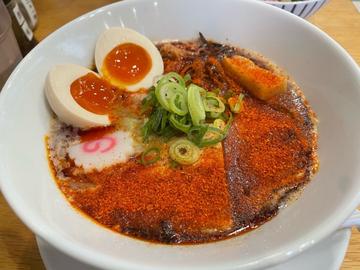 鷄煮込みそばRED(自家製ラー油と台湾ミンチ)