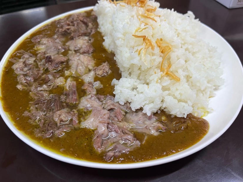 牛すじカレー