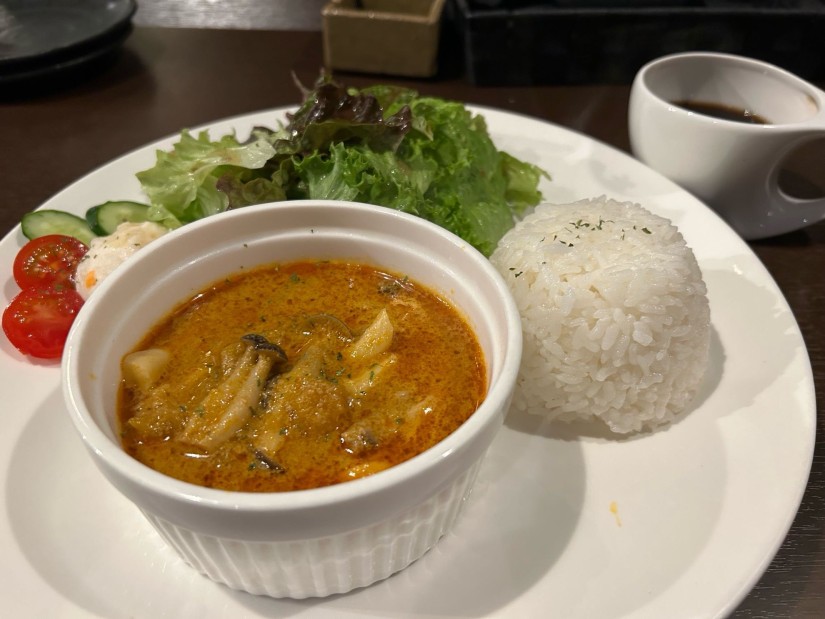 レッドスープカレープレート