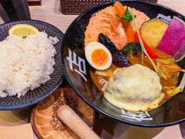 おくしばーぐカリー チーズトッピング 地獄