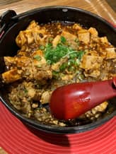 山椒辛い本格派鉄鍋麻婆丼