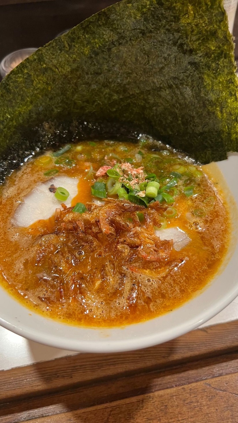 辛辛エビ豚骨ラーメン