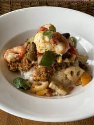 えびとクリームチーズのスパイシーカレー