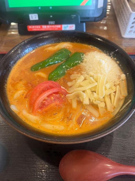 トマトチーズカレーうどん 激辛