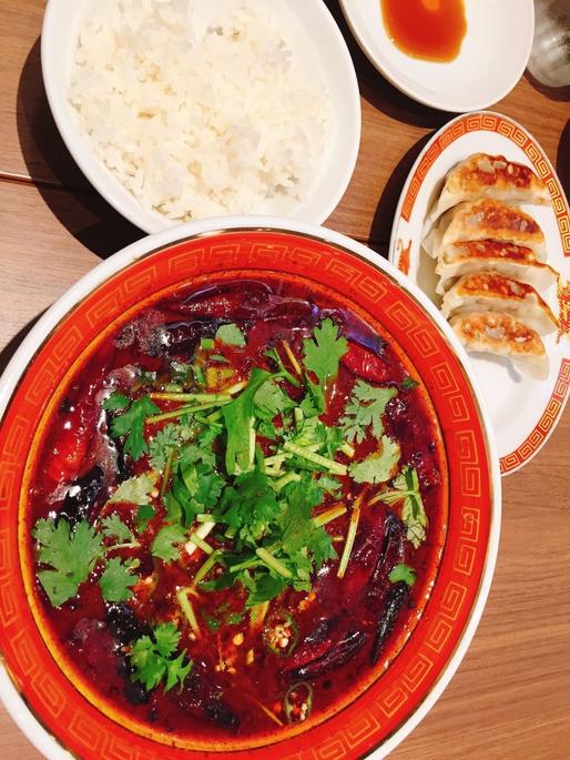 四川坦々麺 1.8辛