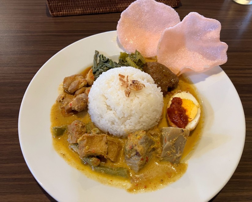 サンバル ヒジョウ