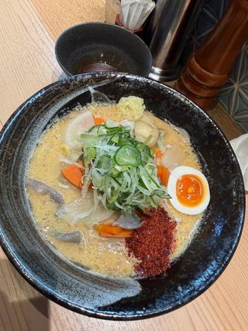 松山とん汁ラーメン一味&激辛ラー油トッピング