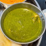 ほうれん草チキンカレー
