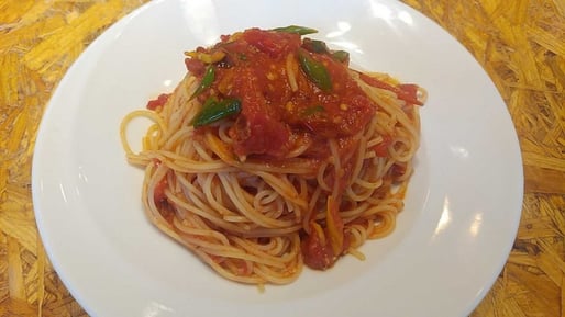 ３種の唐辛子の超激辛アラビアータ