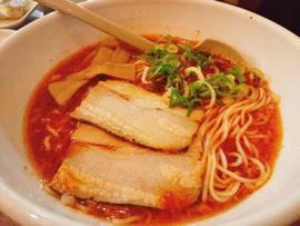 鶏ガラとんこつ 赤辛