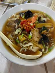 牛肉刀削麺 （通常より辛め）