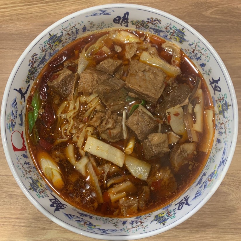 牛肉麺(ニューロー麺)