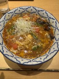 鳥取県境港産 紅ずわい蟹と厳選トマトの酸辣湯麺 宮崎県産柚子胡椒の香り