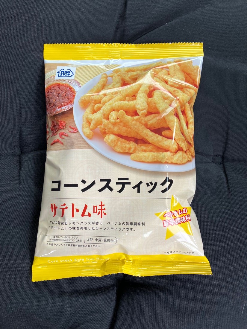 コーンスティック  サテトム味 ピリ辛