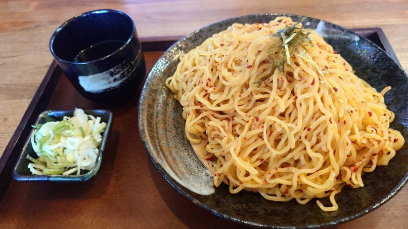 辛ざるラーメン（大盛）